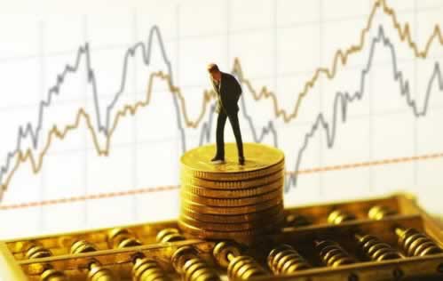 “平台让我再充钱才能拿到提现？揭秘背后真相，教你如何规避陷阱！”